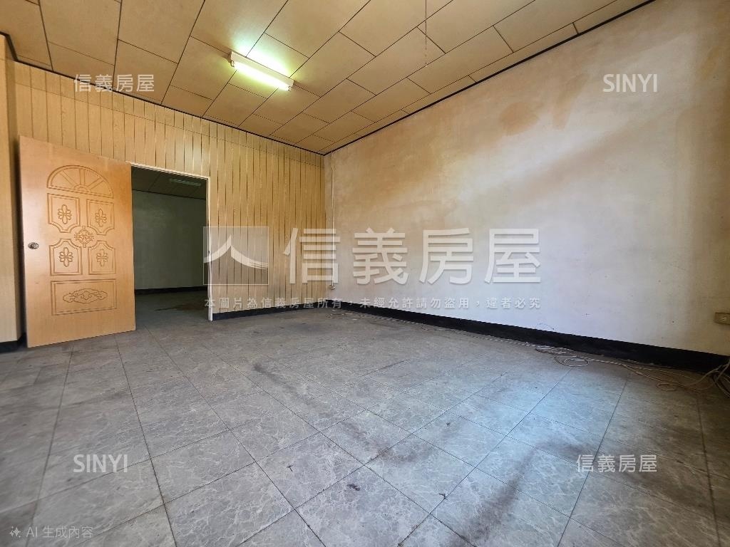 中興商圈臨路透天房屋室內格局與周邊環境