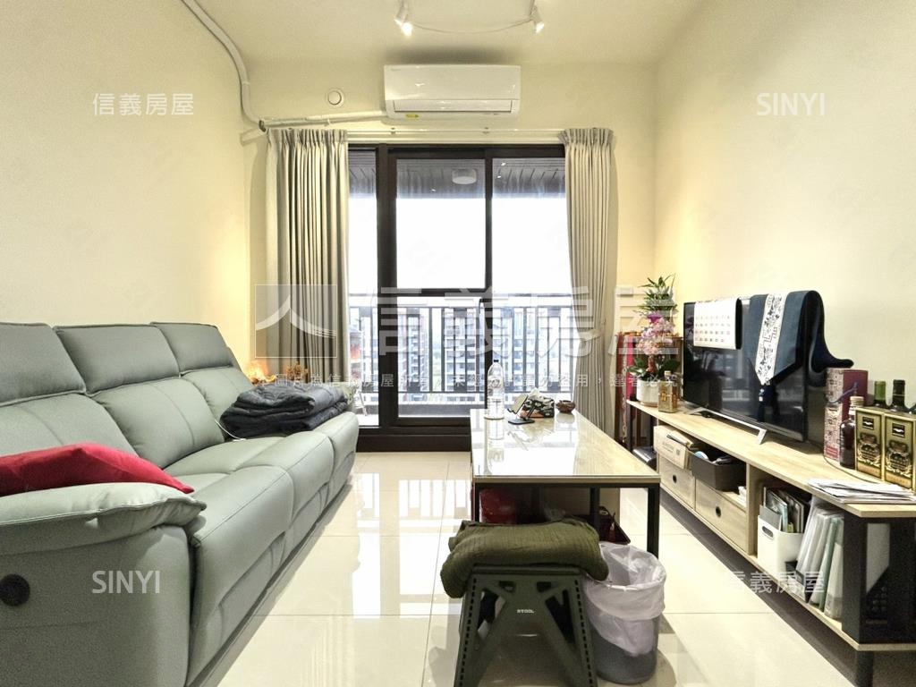 高鐵特區佳展大展景觀戶Ｂ房屋室內格局與周邊環境