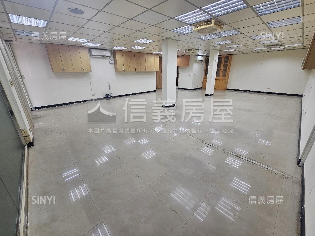 新東街珍漂亮１樓大面寬房屋室內格局與周邊環境