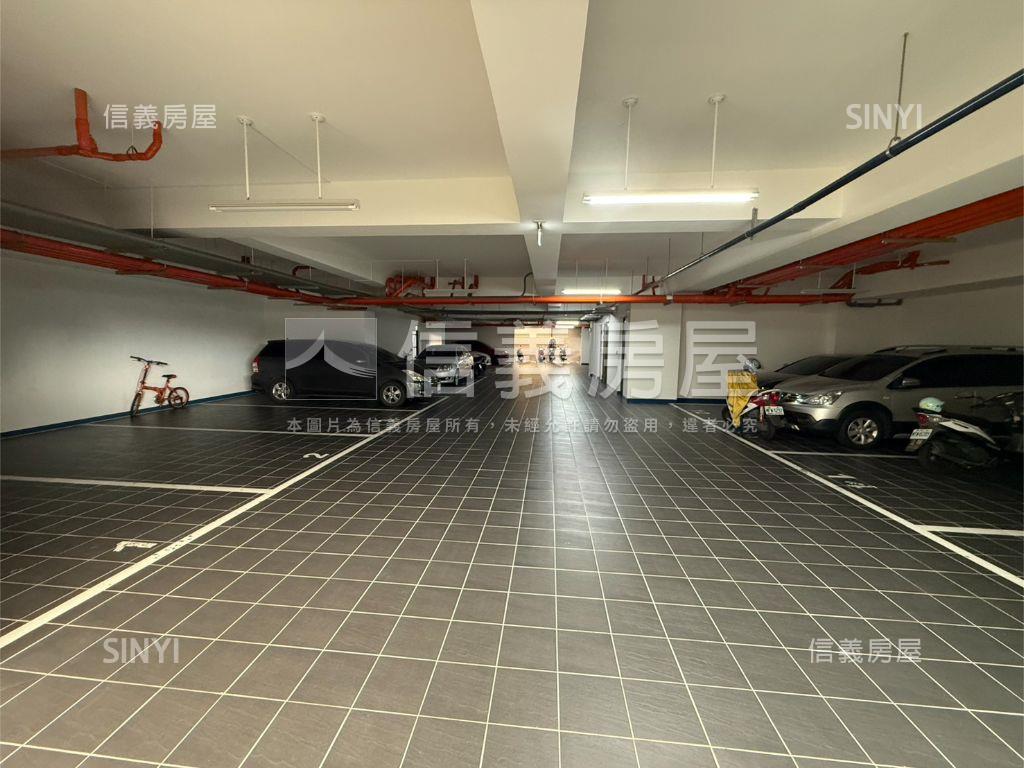 加賀建設輕屋齡三房平車房屋室內格局與周邊環境