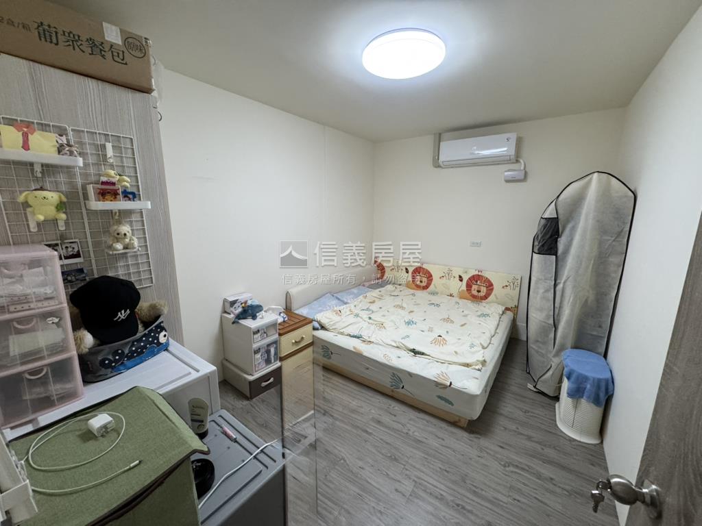稀有中和環球透天店面房屋室內格局與周邊環境