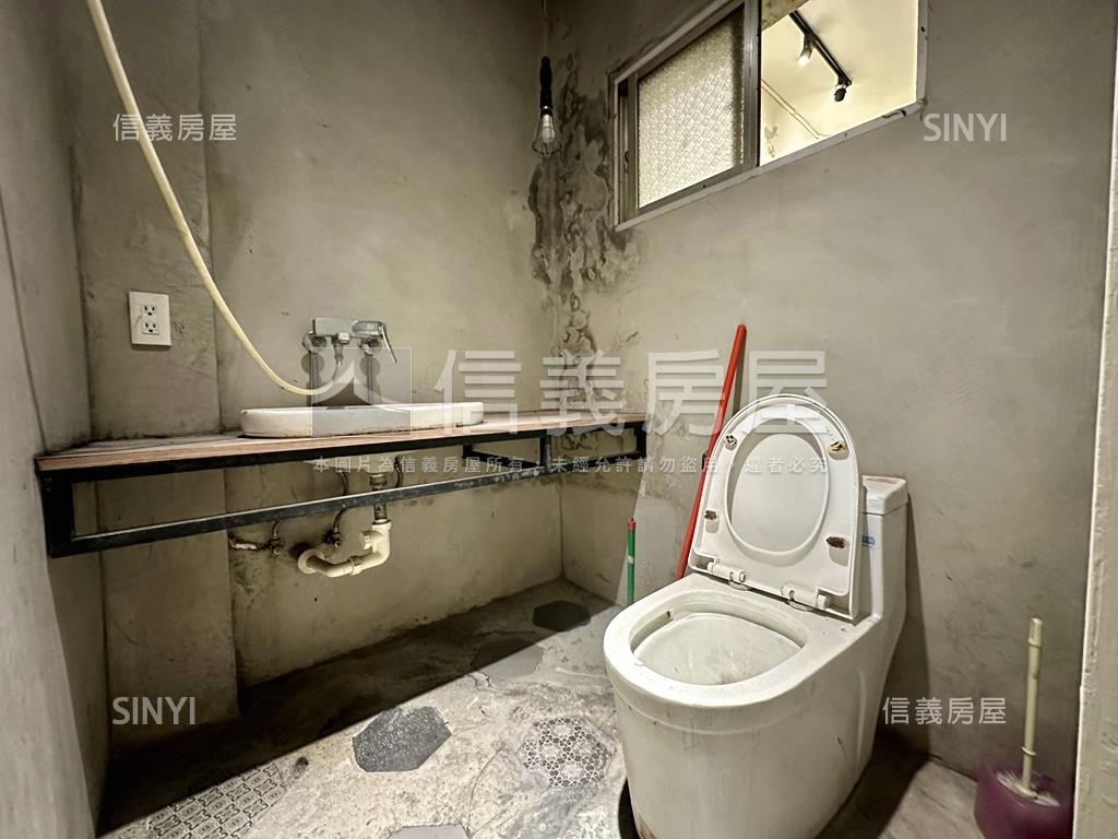 西區近三民路＆民權路透天房屋室內格局與周邊環境