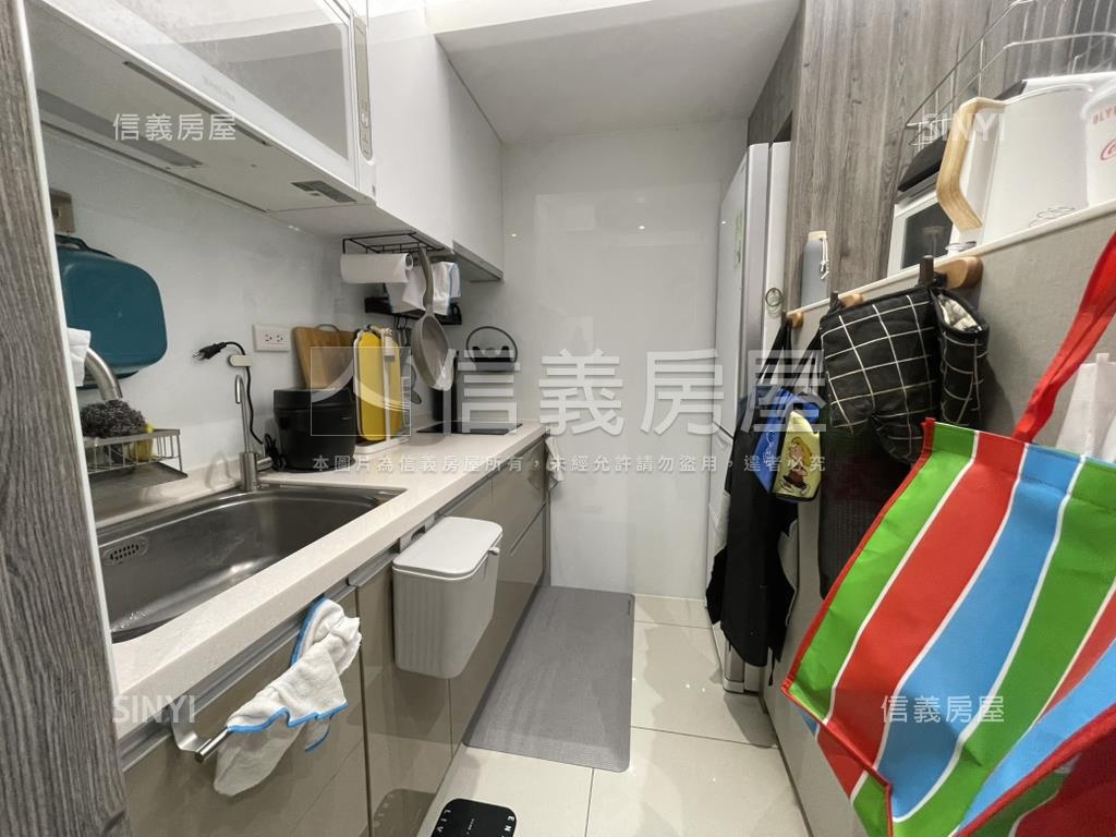 大屯路華廈稀有釋出房屋室內格局與周邊環境