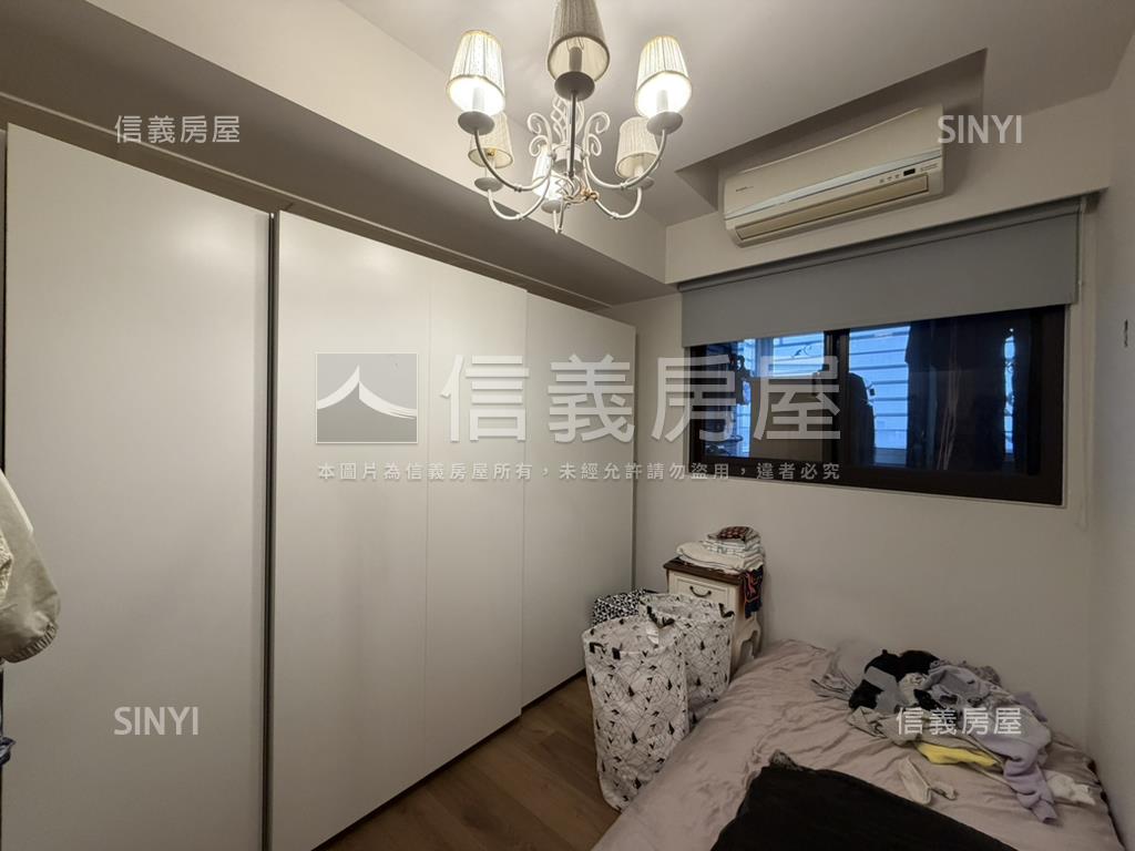 天閱中高樓極美宅雙車位房屋室內格局與周邊環境