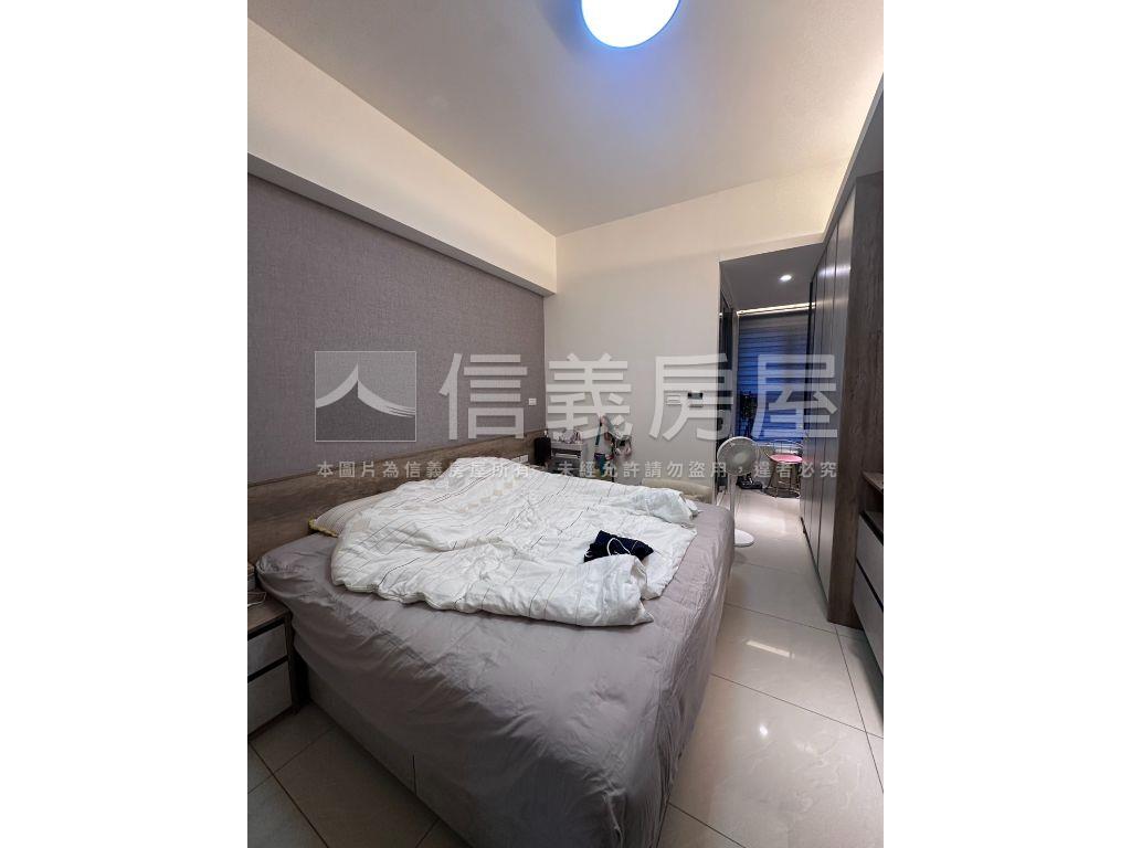 康萊爾高樓層稀有送裝潢房屋室內格局與周邊環境