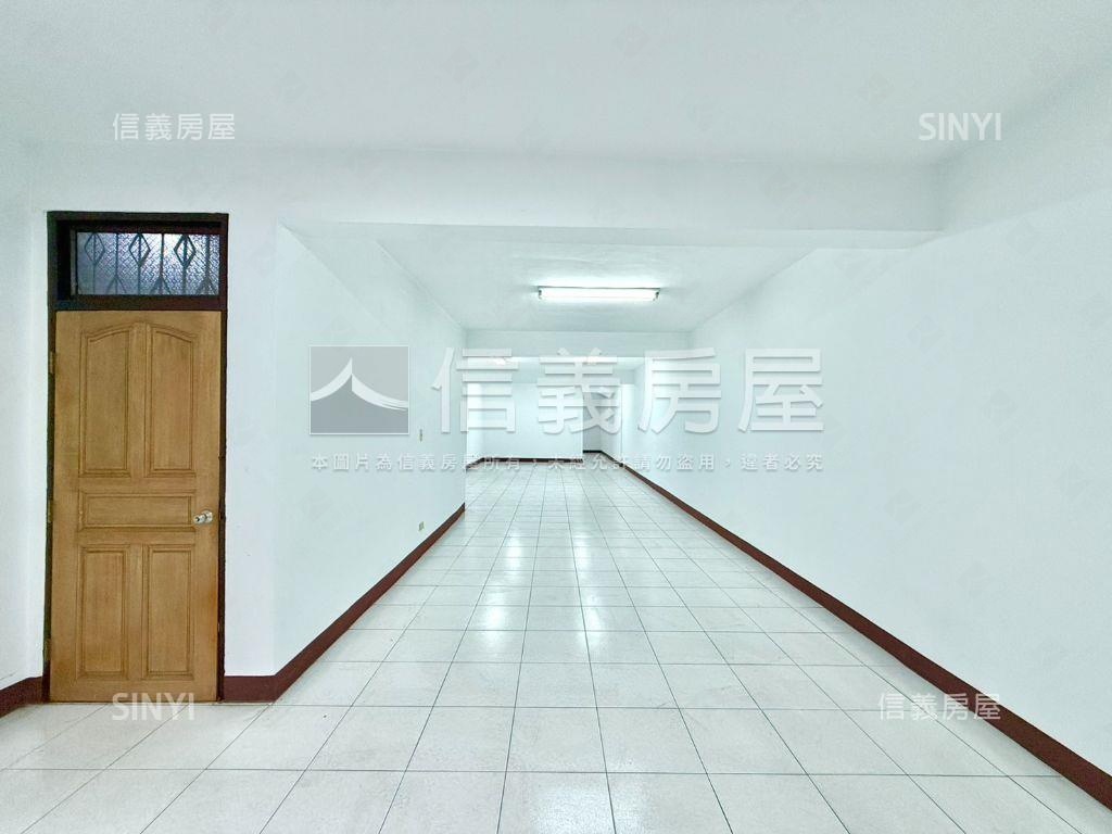 板橋燙金門牌＊城心寓所房屋室內格局與周邊環境
