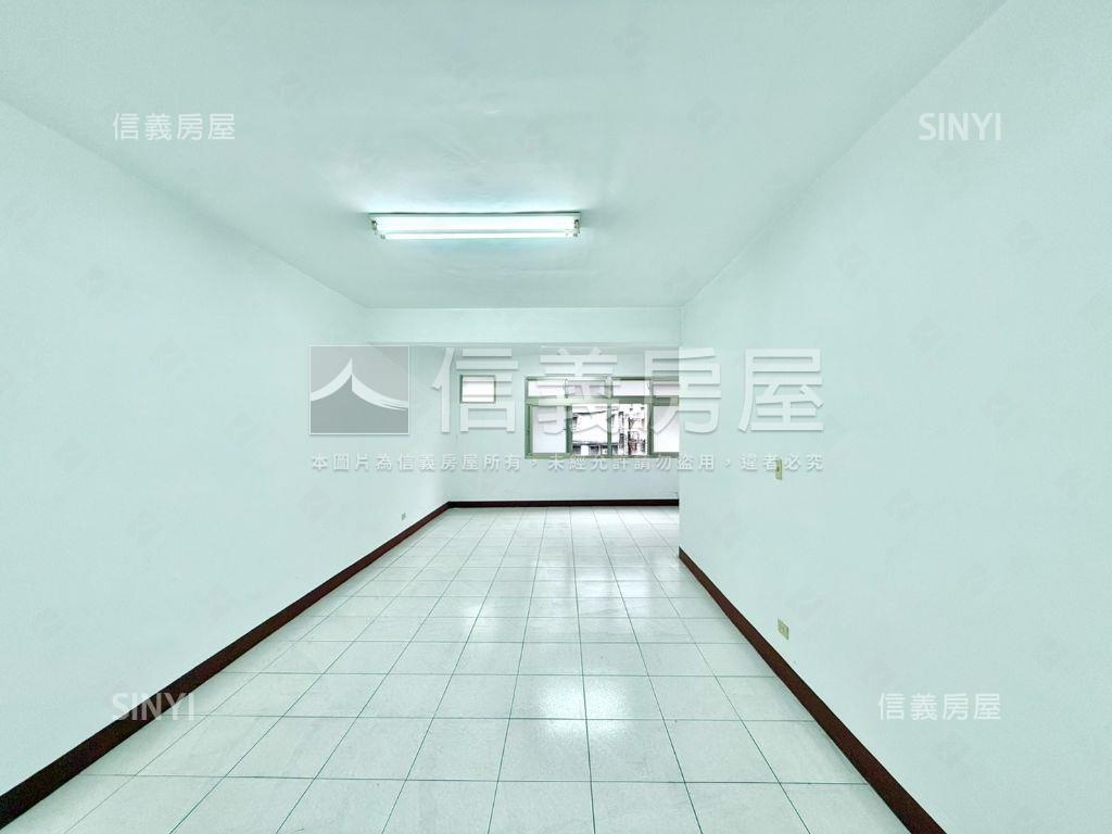 板橋燙金門牌＊城心寓所房屋室內格局與周邊環境