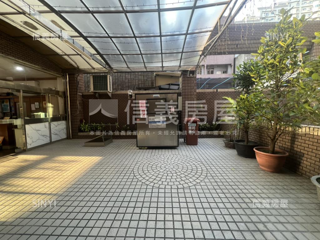 近自由明誠收租樓店房屋室內格局與周邊環境