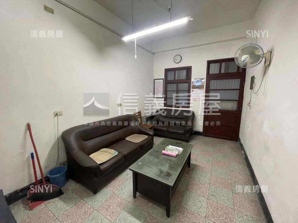 近中華路稀有釋出房屋室內格局與周邊環境