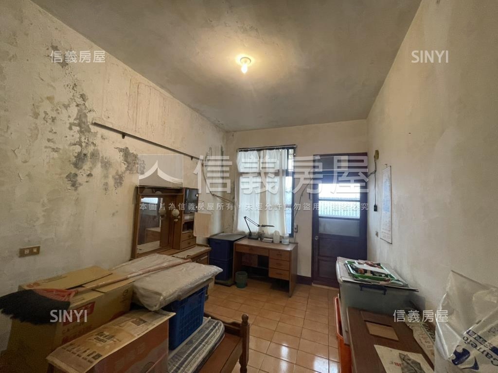 近中華路稀有釋出房屋室內格局與周邊環境