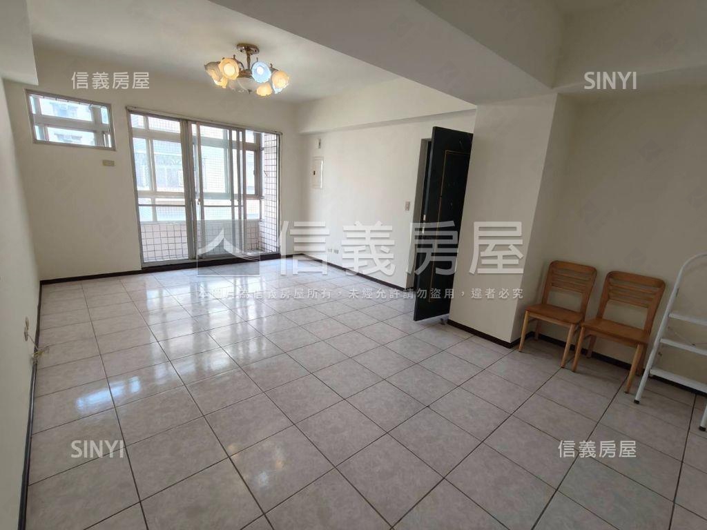 中壢。未來體育園區大三房房屋室內格局與周邊環境