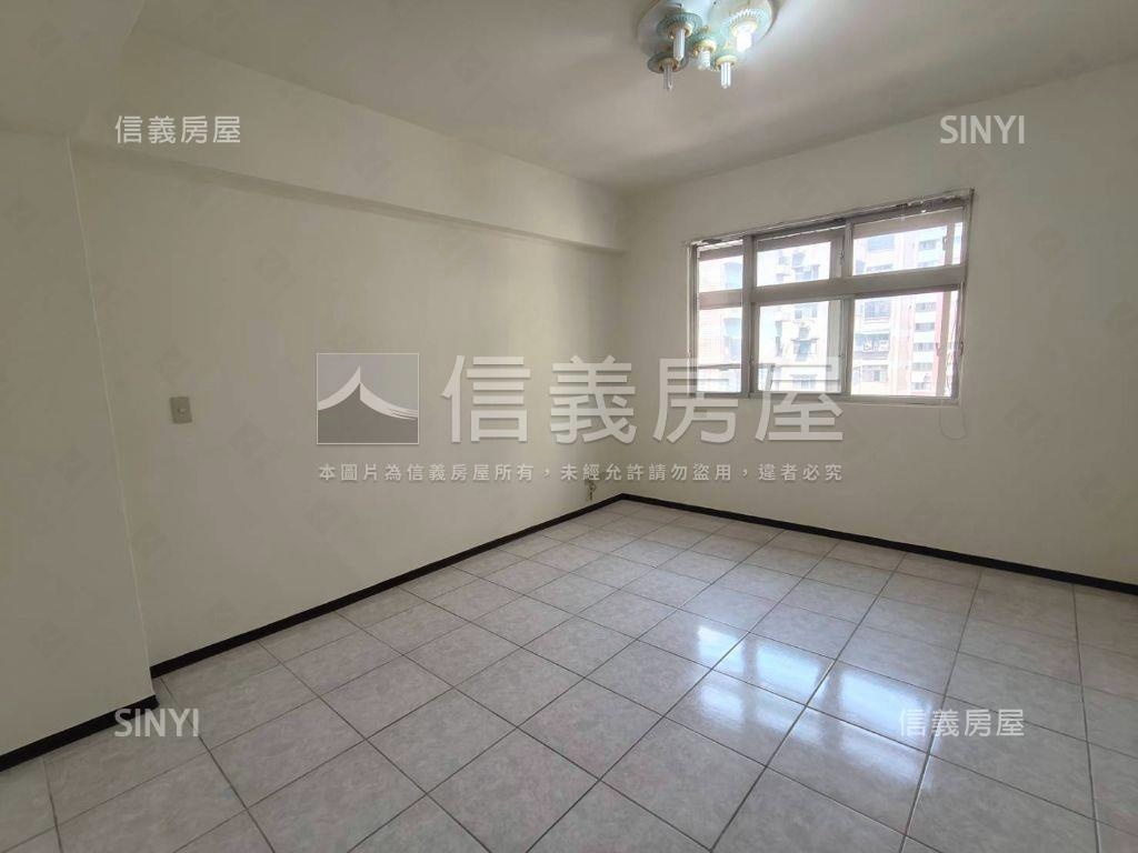 中壢。未來體育園區大三房房屋室內格局與周邊環境