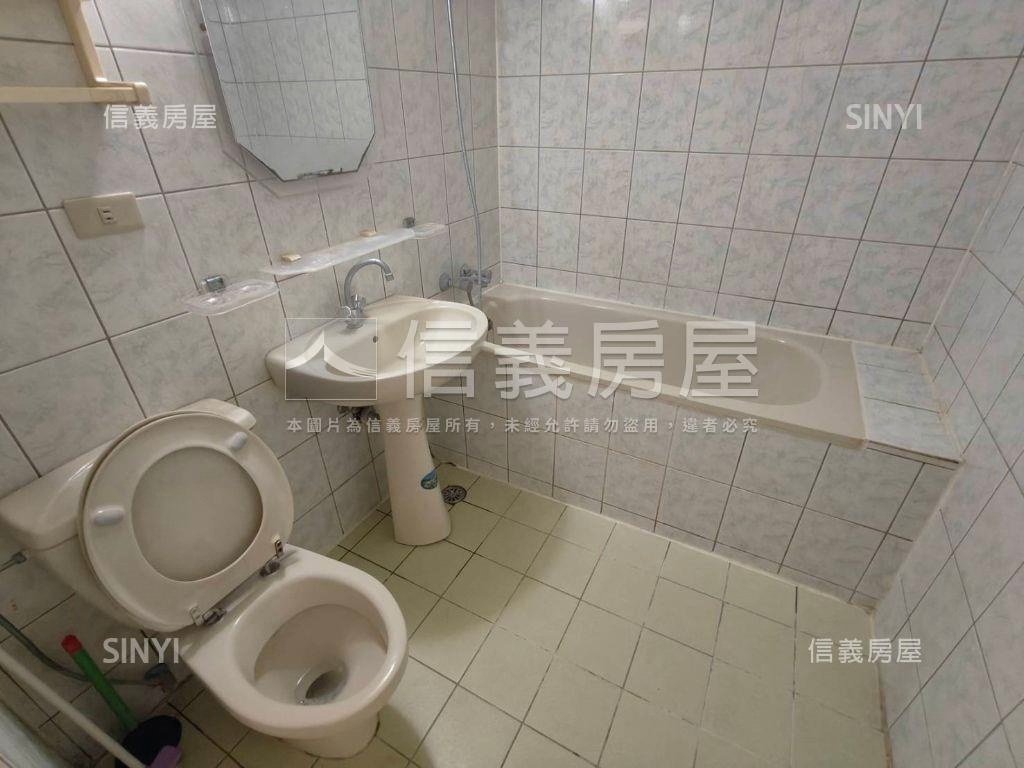 中壢。未來體育園區大三房房屋室內格局與周邊環境
