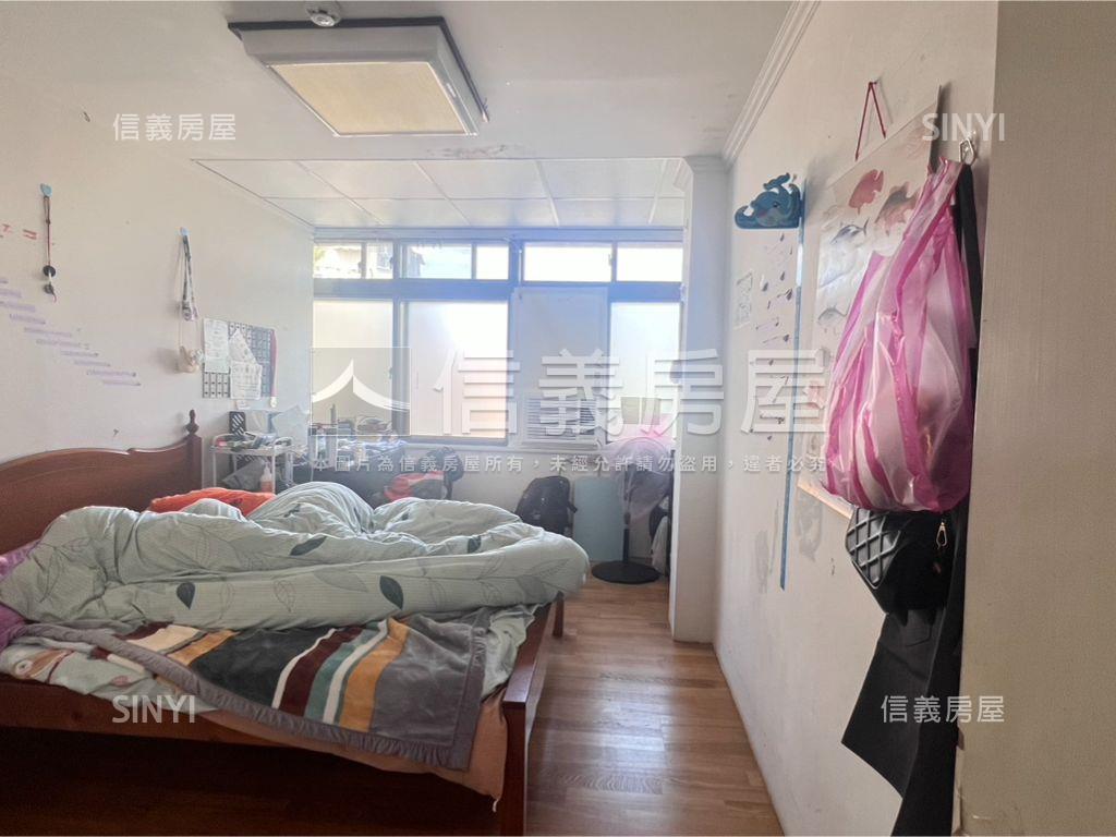 植物園明亮三房房屋室內格局與周邊環境