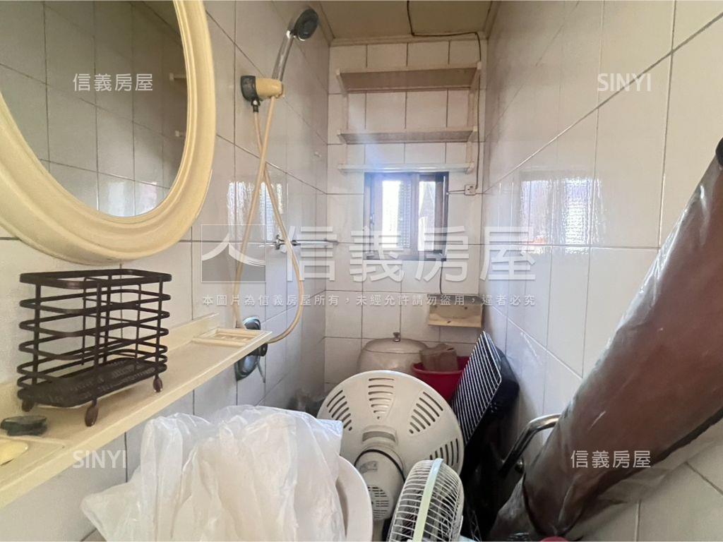 植物園明亮三房房屋室內格局與周邊環境