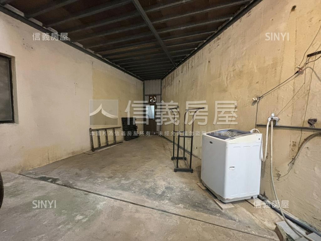 高峰路邊間大透天房屋室內格局與周邊環境