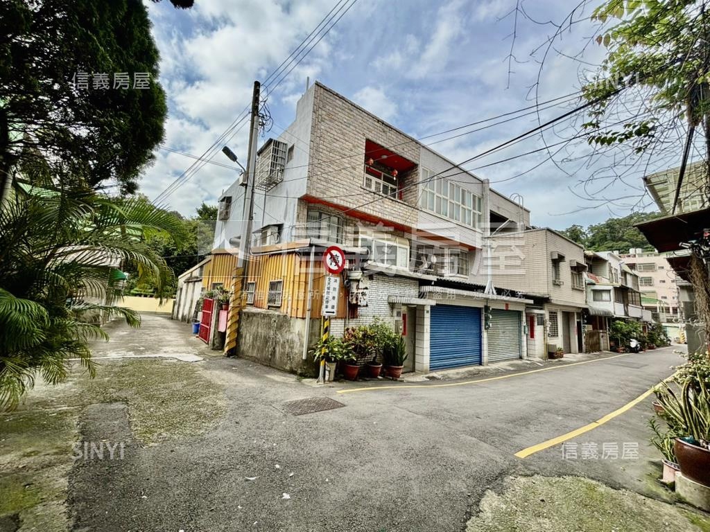 高峰路大地坪邊間透天房屋室內格局與周邊環境