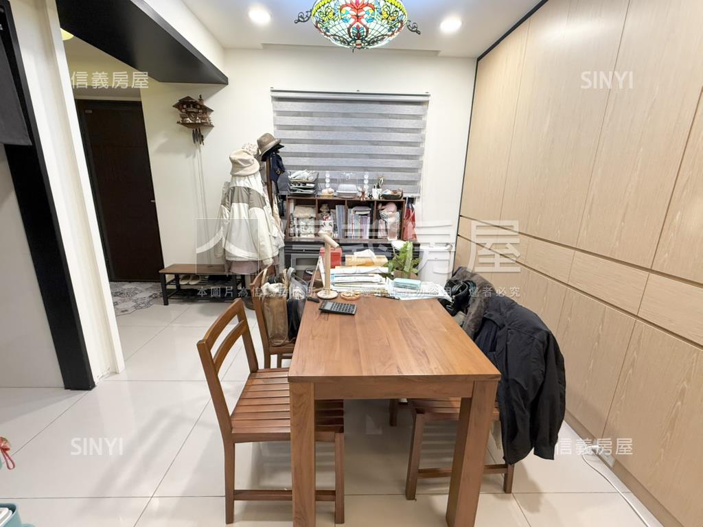 弘盛仁富質感三房平面車位房屋室內格局與周邊環境