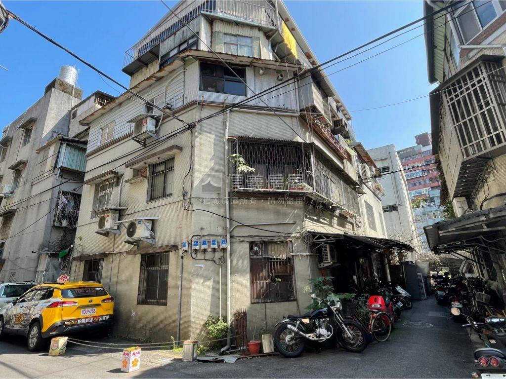 捷運中山稀有一樓房屋室內格局與周邊環境