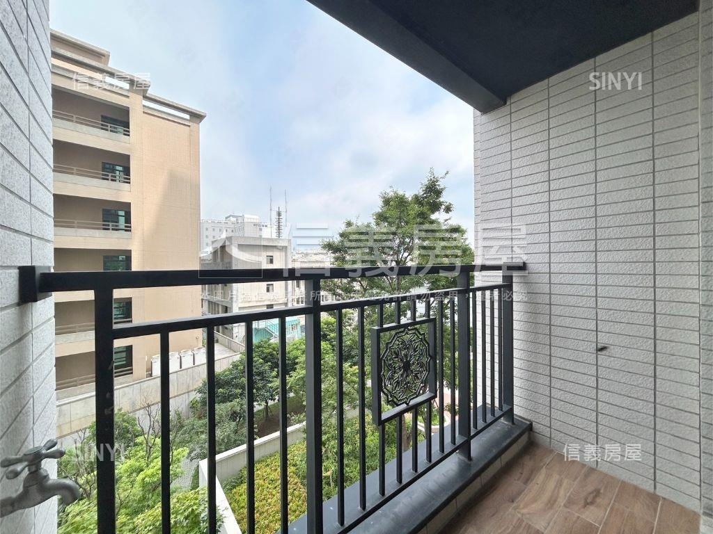 園區正門口寶睿第苑附平車房屋室內格局與周邊環境