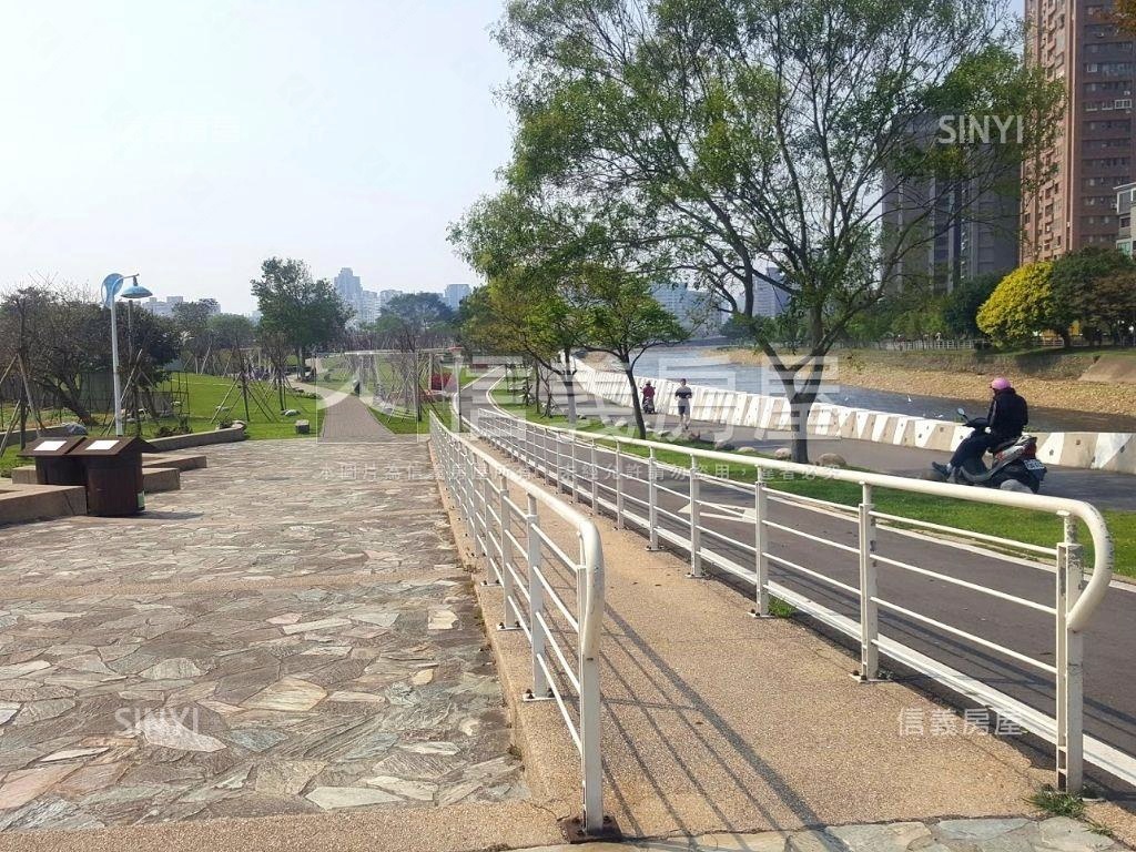 近小檜溪四房車位房屋室內格局與周邊環境