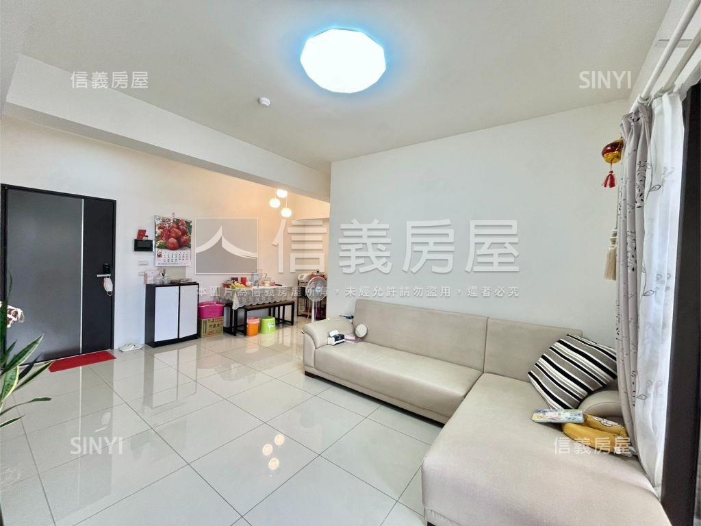 耀文心３房Ｂ１平車９樓房屋室內格局與周邊環境