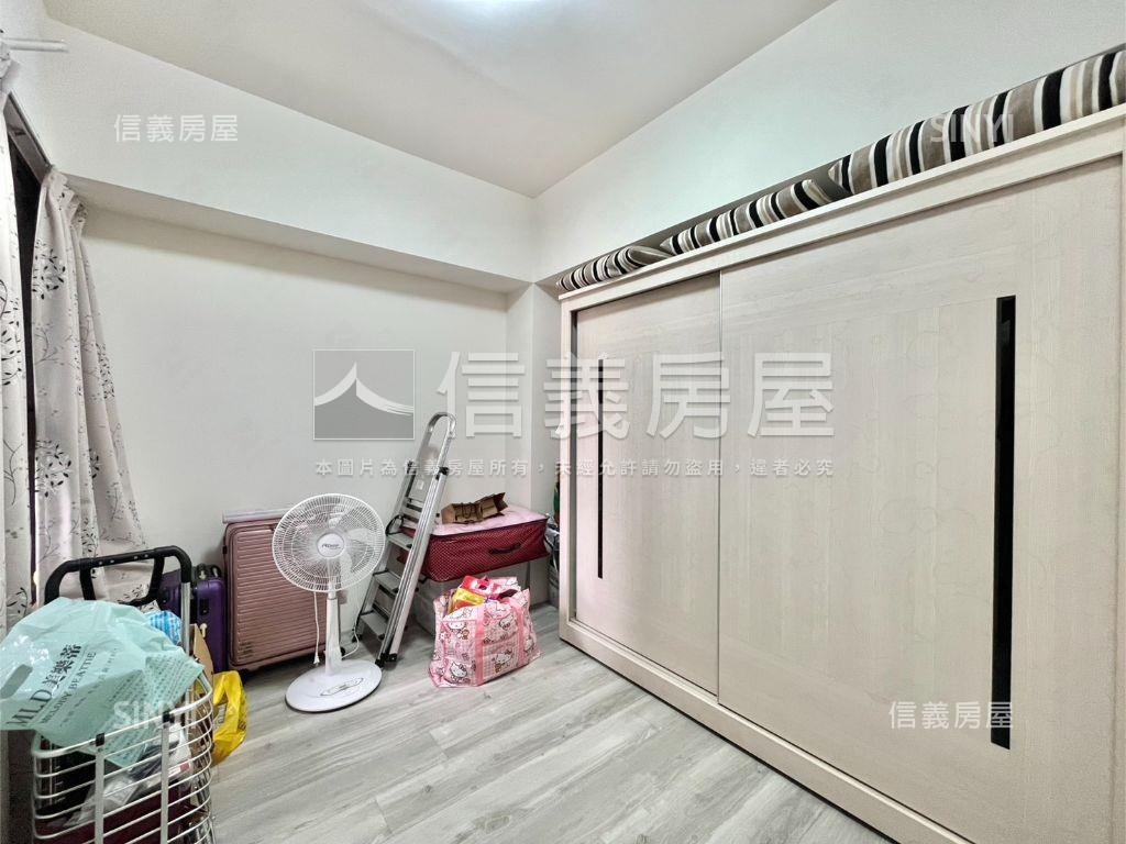 耀文心３房Ｂ１平車９樓房屋室內格局與周邊環境