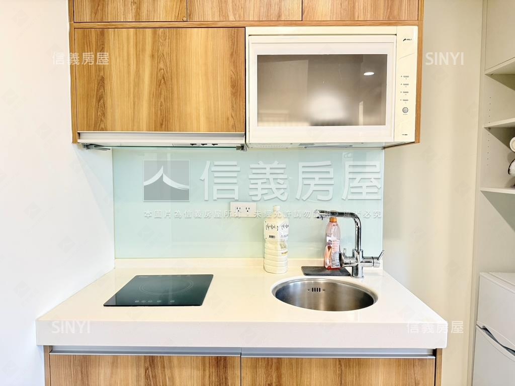 ★山海環抱稀有渡假宅房屋室內格局與周邊環境