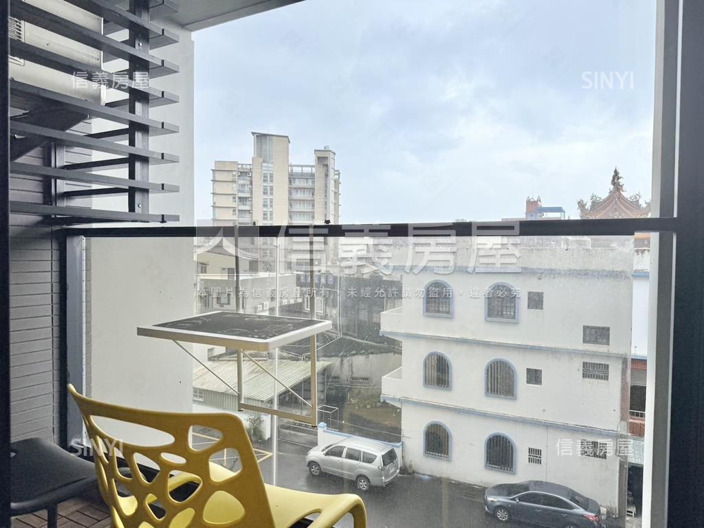 ★山海環抱稀有渡假宅房屋室內格局與周邊環境