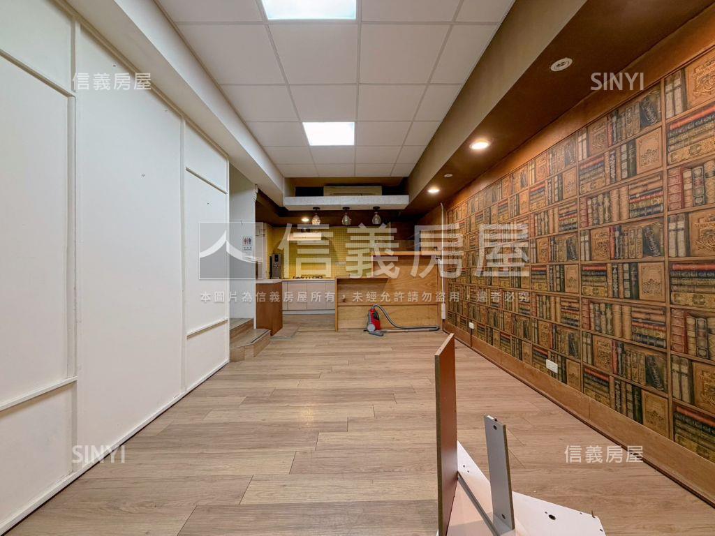 緊鄰捷運站知名學區店面房屋室內格局與周邊環境