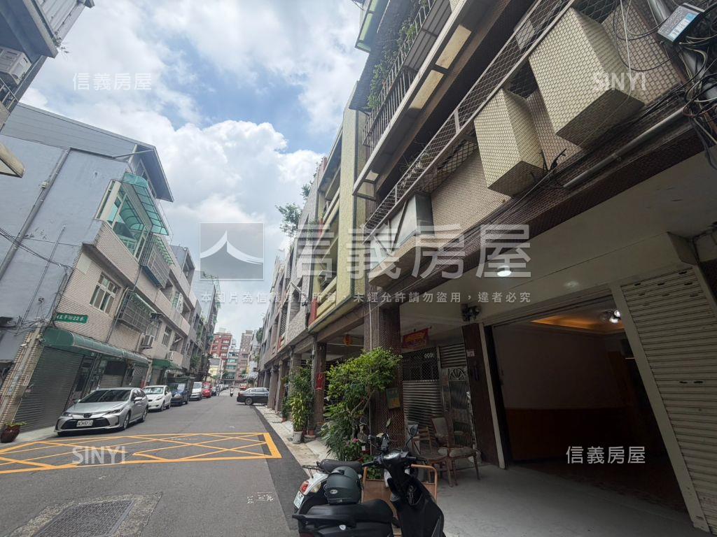 近中壢夜市一樓店面房屋室內格局與周邊環境