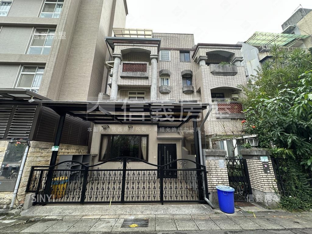 奇岩別莊屋況漂亮美墅房屋室內格局與周邊環境