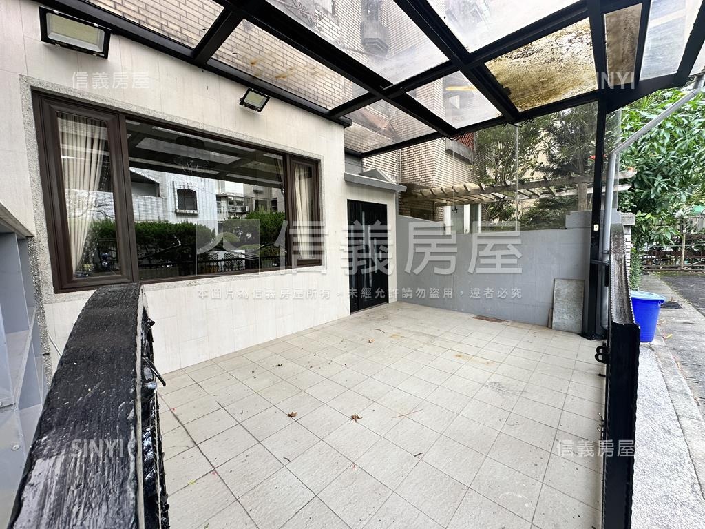 奇岩別莊屋況漂亮美墅房屋室內格局與周邊環境