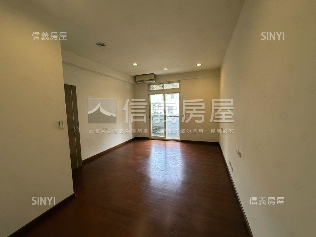 奇岩別莊屋況漂亮美墅房屋室內格局與周邊環境