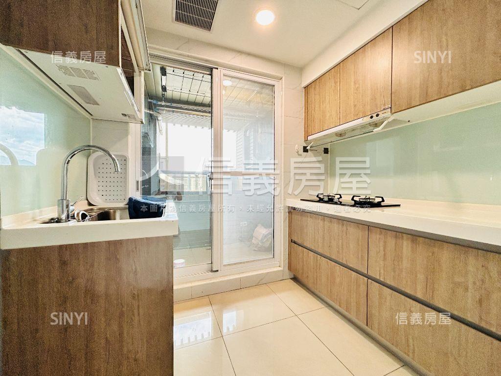 仁仁愛高樓層三房車位房屋室內格局與周邊環境