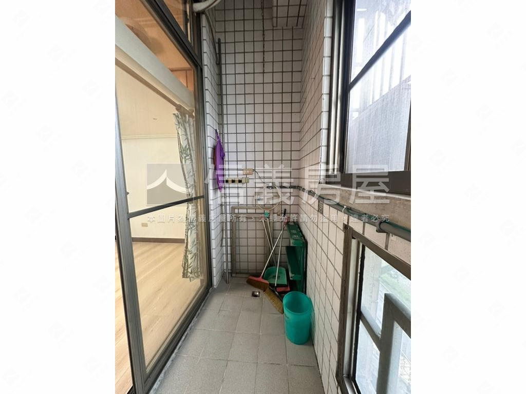 近省道高樓美景房屋室內格局與周邊環境