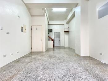 德賢商圈正路邊間店面