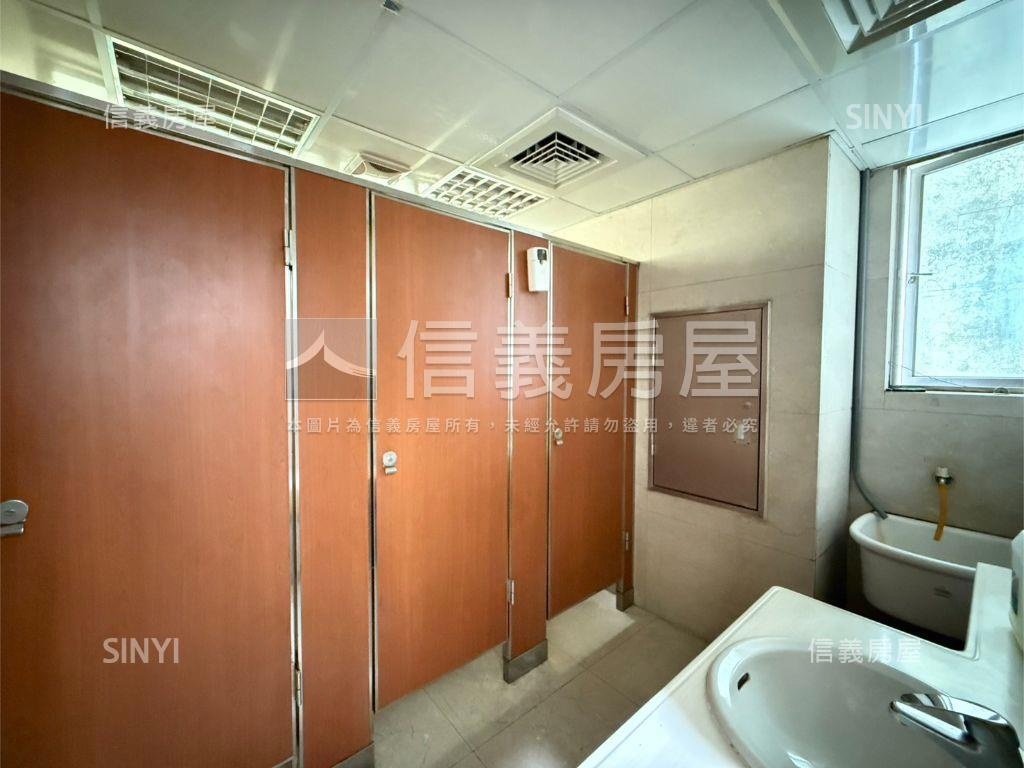 南京東路－Ａ級百坪辦公房屋室內格局與周邊環境