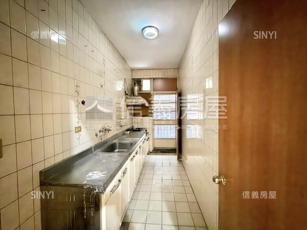★板橋車站．民權面寬二樓房屋室內格局與周邊環境