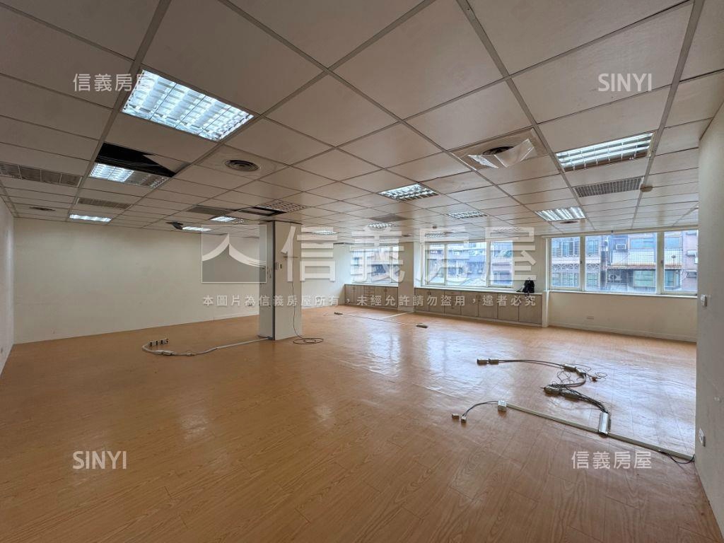 華聯松江南京雙捷優質辦公房屋室內格局與周邊環境