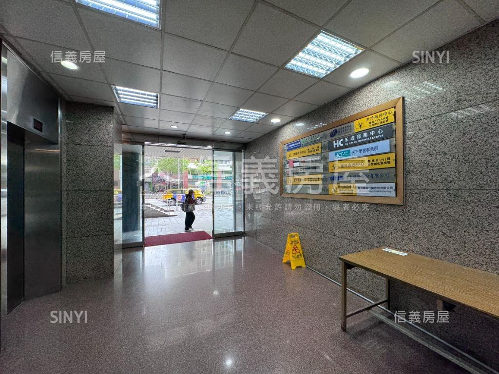 華聯松江南京雙捷優質辦公房屋室內格局與周邊環境
