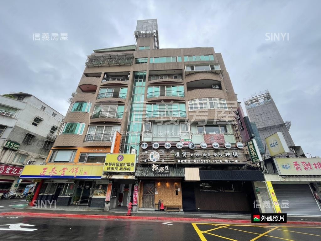 延吉三角窗面寬店辦附車位房屋室內格局與周邊環境