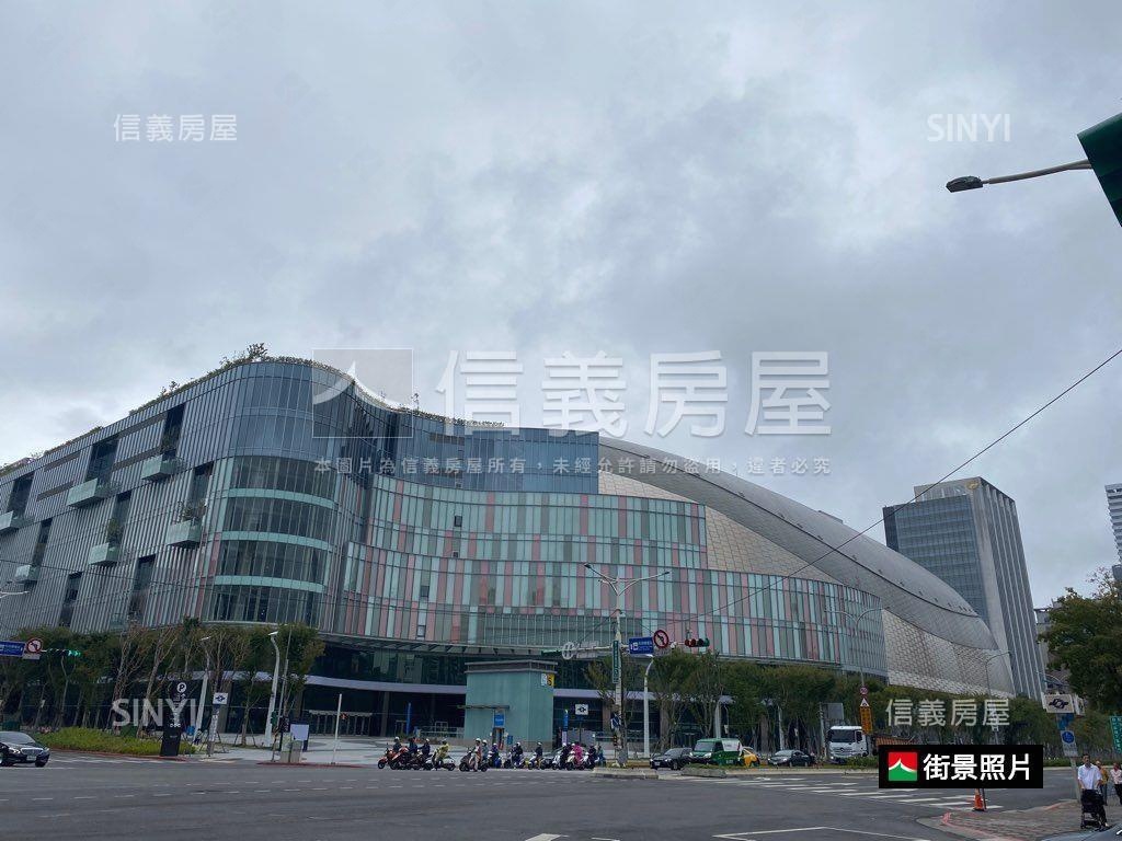 延吉三角窗面寬店辦附車位房屋室內格局與周邊環境