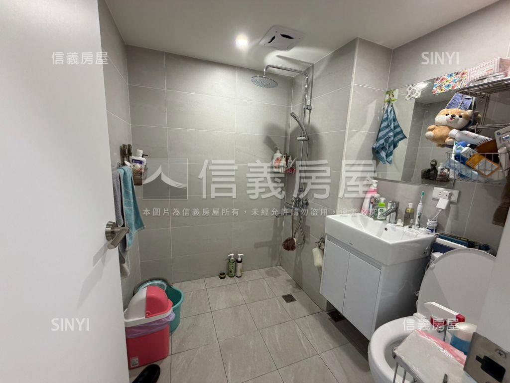 民生社區力霸景華華廈房屋室內格局與周邊環境
