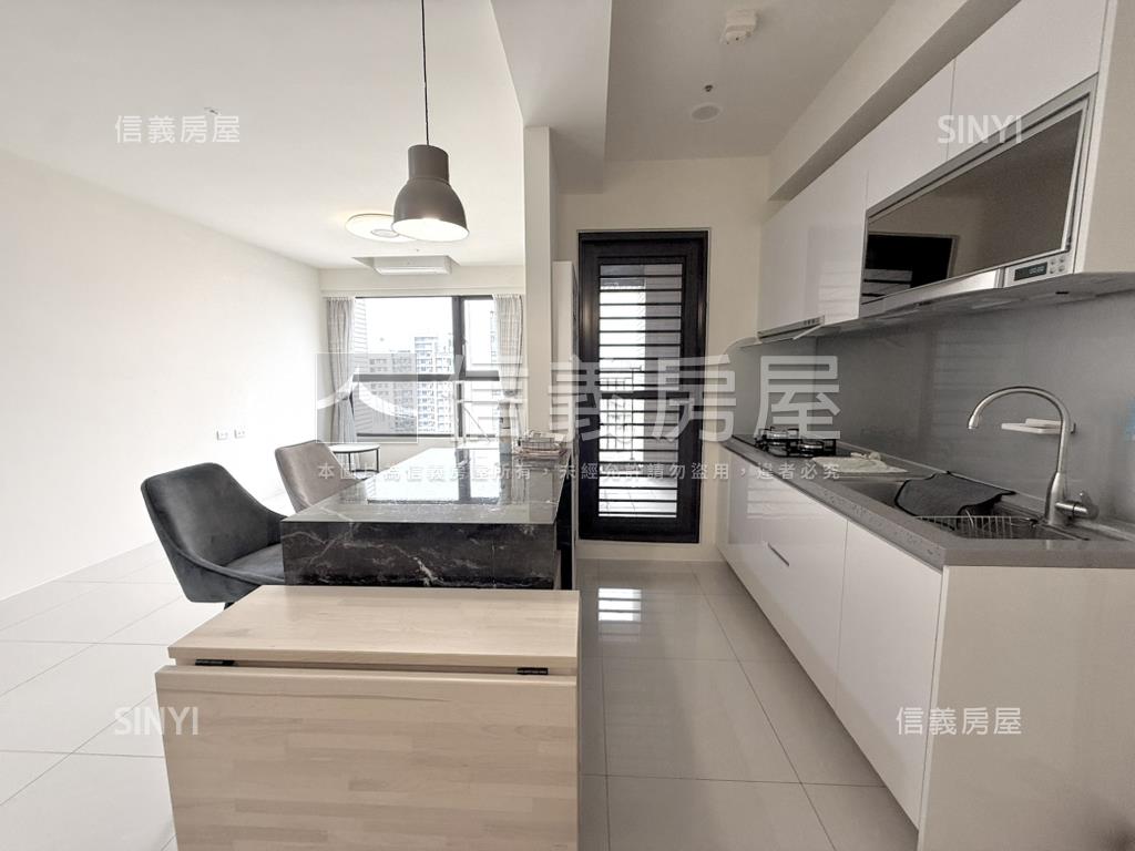 捷運棧質感好２房２衛房屋室內格局與周邊環境