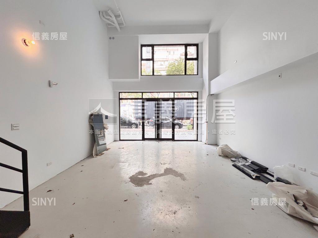 立軒敦月文化三路燙金店面房屋室內格局與周邊環境