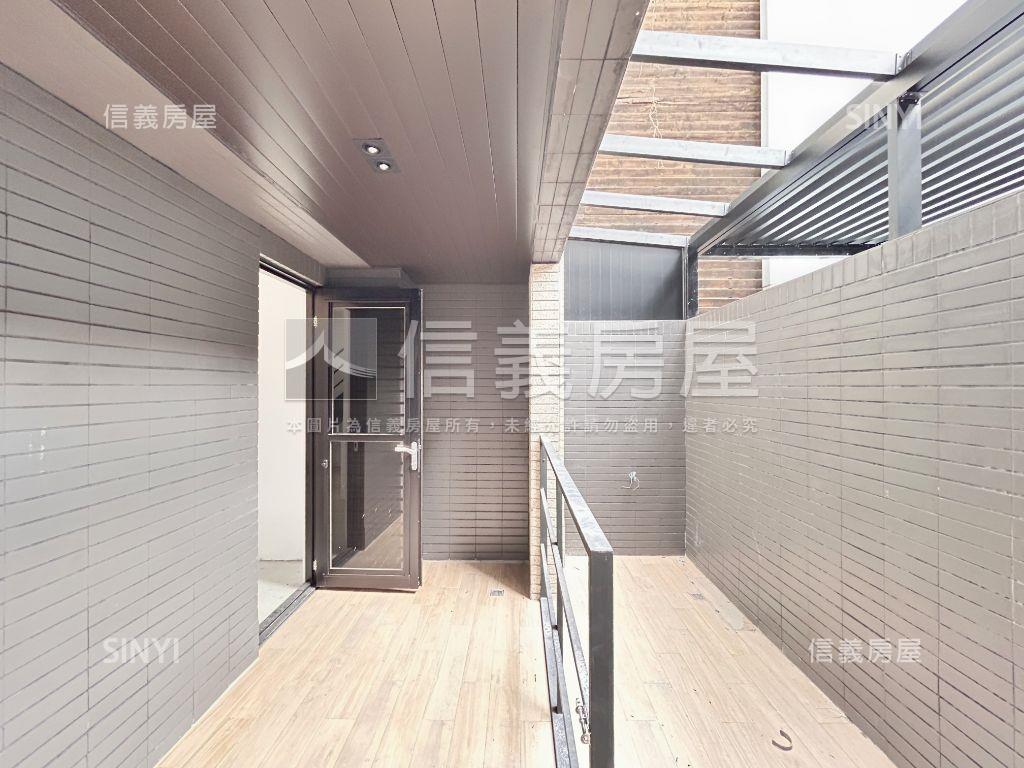 立軒敦月文化三路燙金店面房屋室內格局與周邊環境