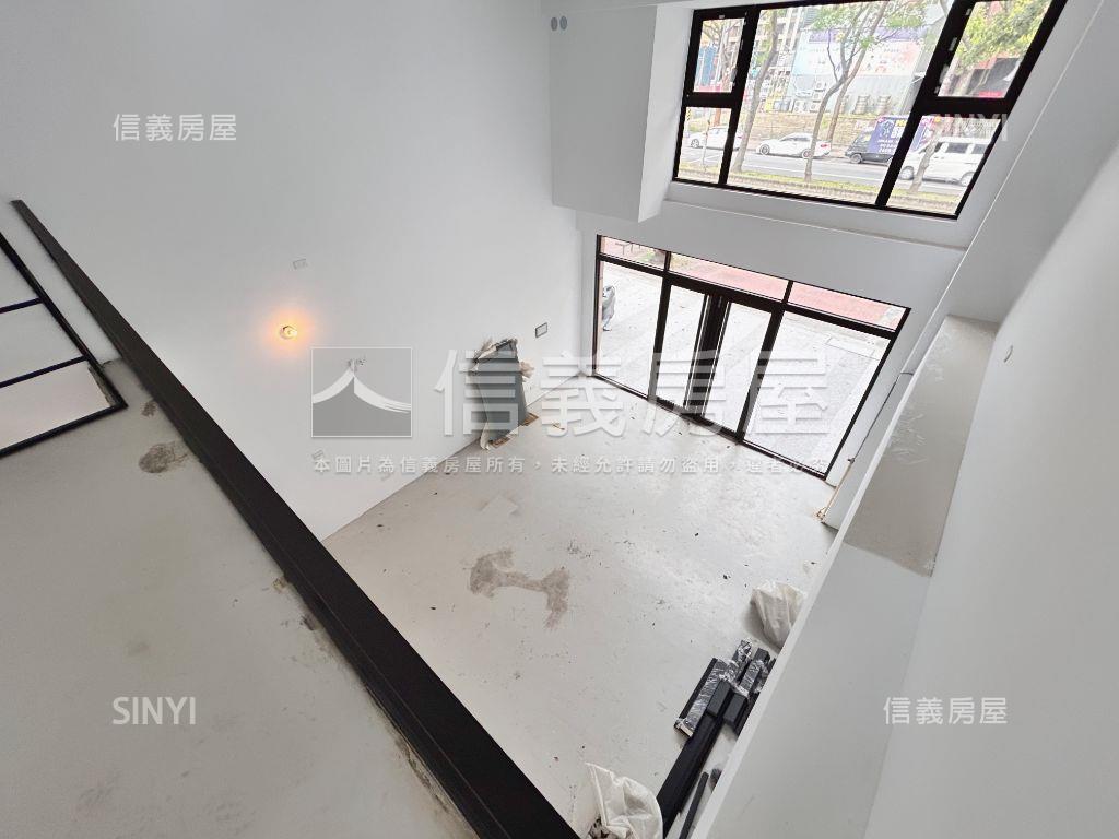 立軒敦月文化三路燙金店面房屋室內格局與周邊環境