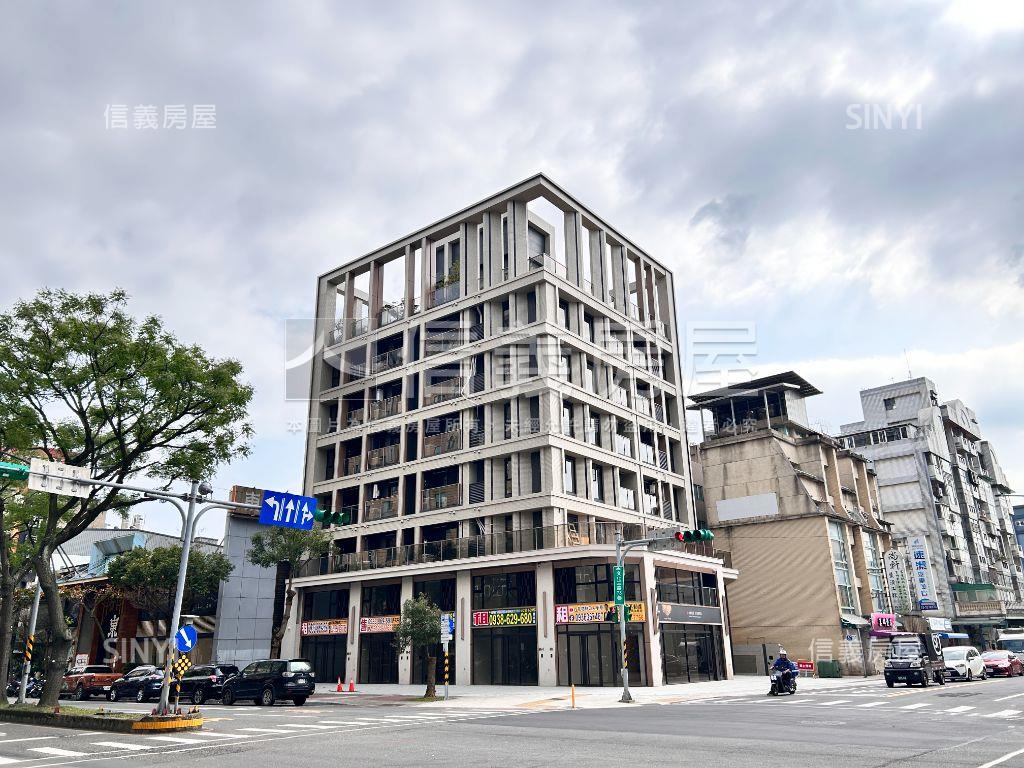 立軒敦月文化三路燙金店面房屋室內格局與周邊環境