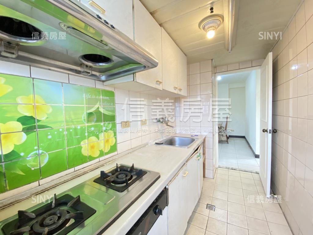 專任●幸大金滿意美景三房房屋室內格局與周邊環境